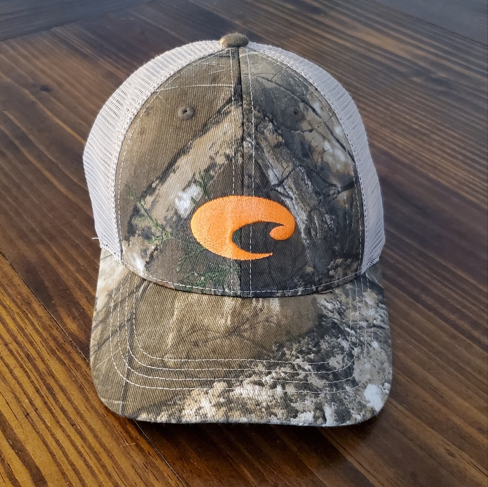 Costa hat
